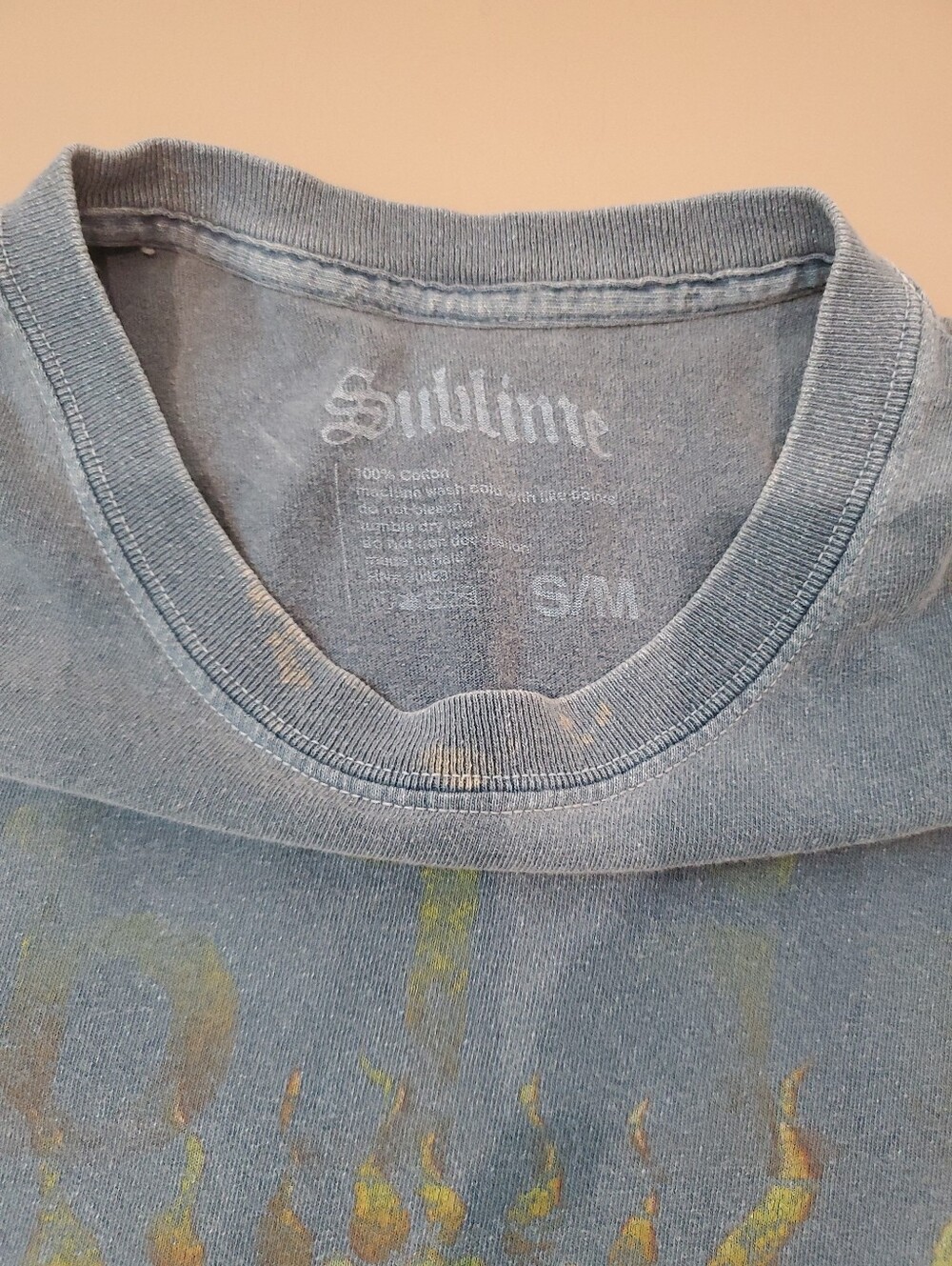 Sublime Gray Distressed Band 90's Tee Shirt with Sun Face Y2K Men's Size MEDIUM - Picture 3 of 5